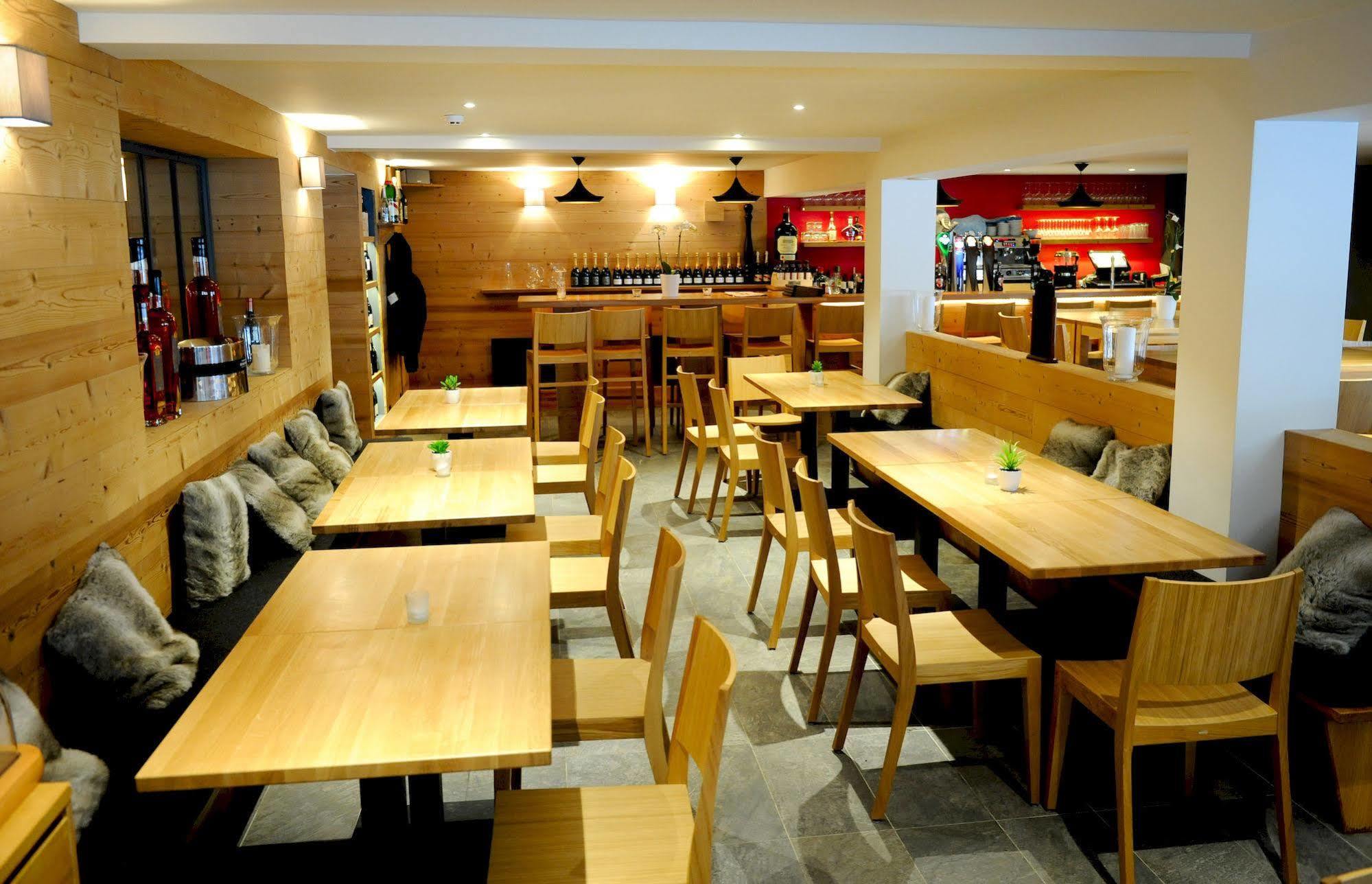 Chalet Hotel Regina Les Gets Exterior foto